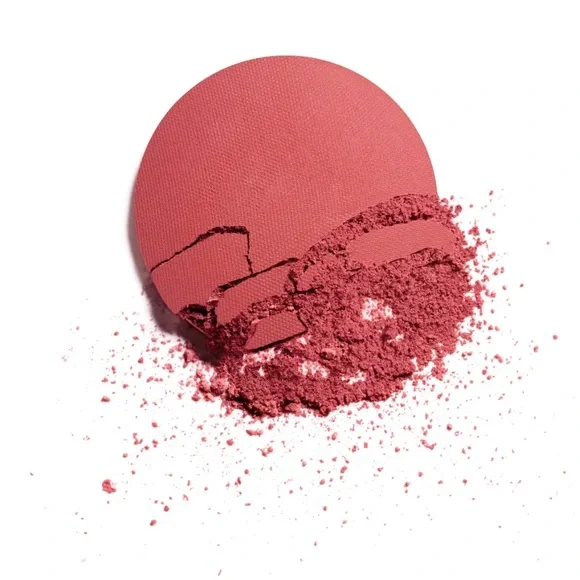 CHANEL Vibrant Red Blush with Brush - Picture 3 of 6